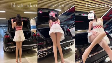 秀人骚模【是小逗逗】2023圣诞礼物 长腿模特地库漏出